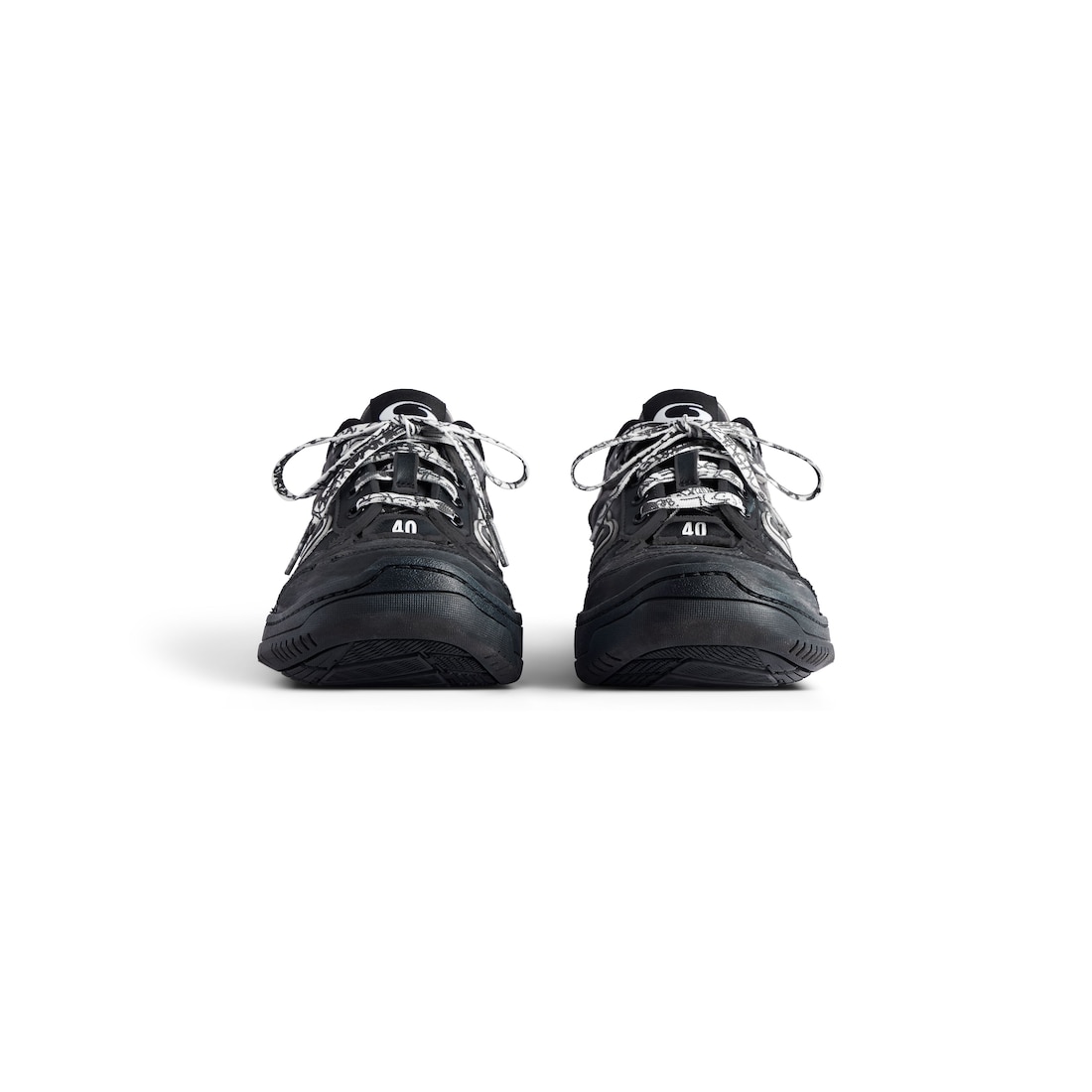 Men's Hamptons Worn-out Sneaker in Black