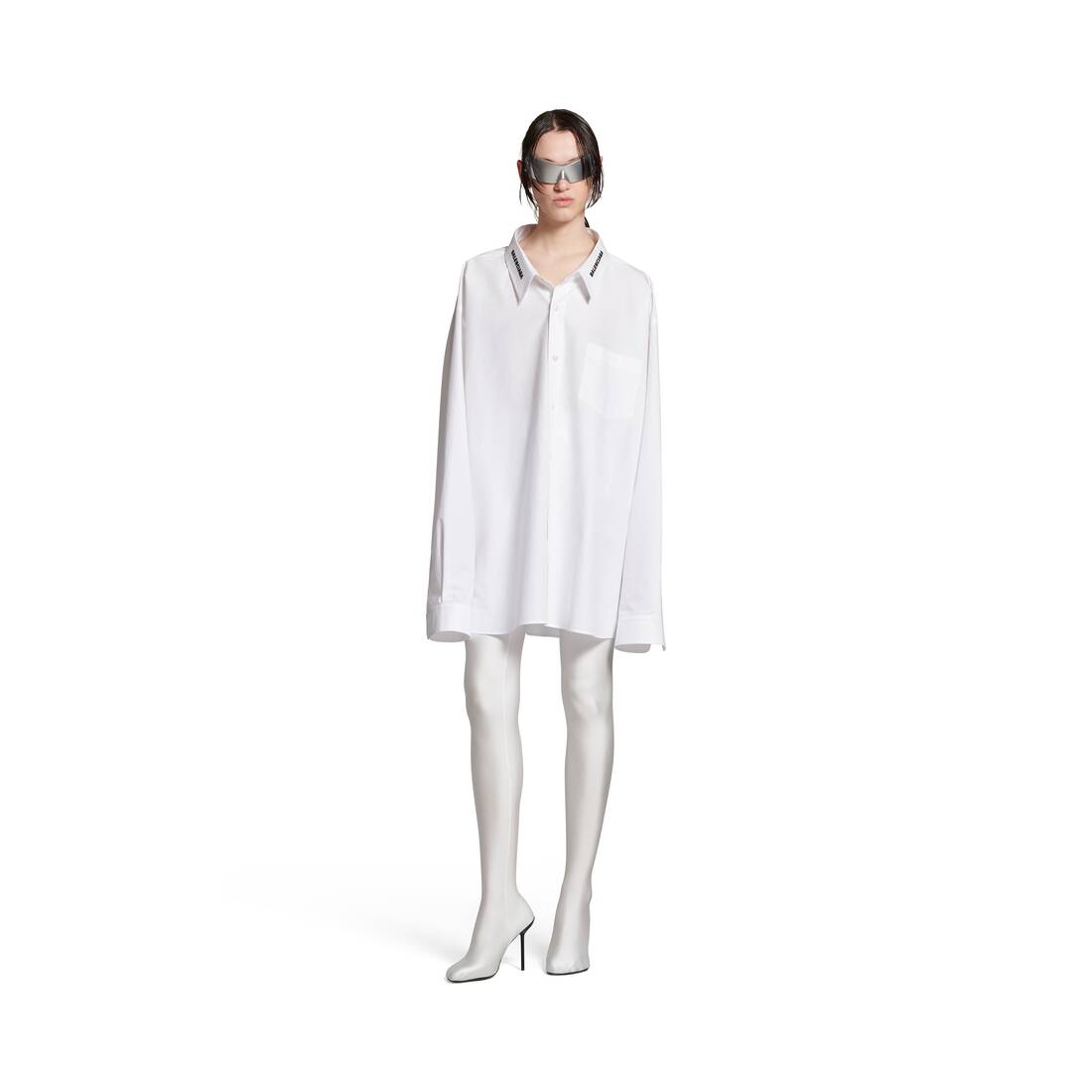 Balenciaga Dropped Neckline シャツ オーバーサイズ で ホワイト