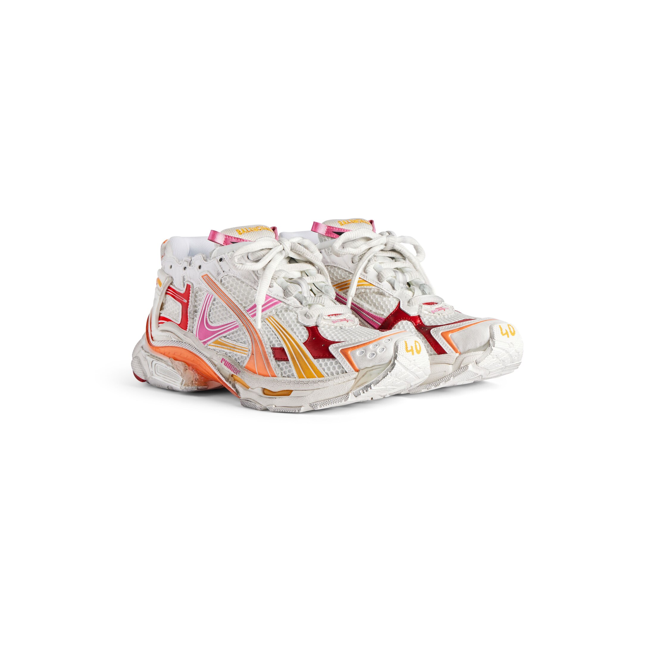 runner sneaker