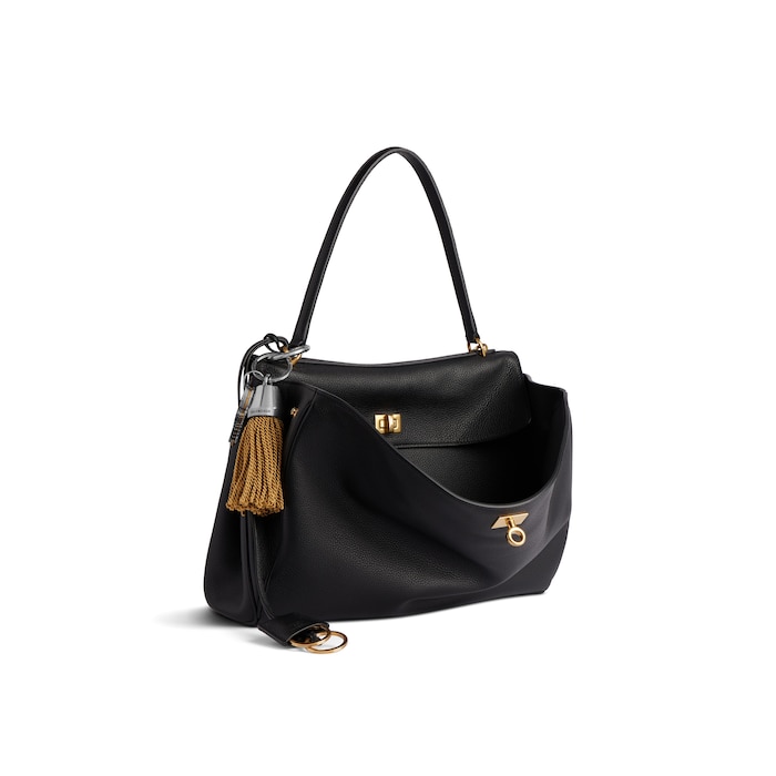 charm/keychain pompom