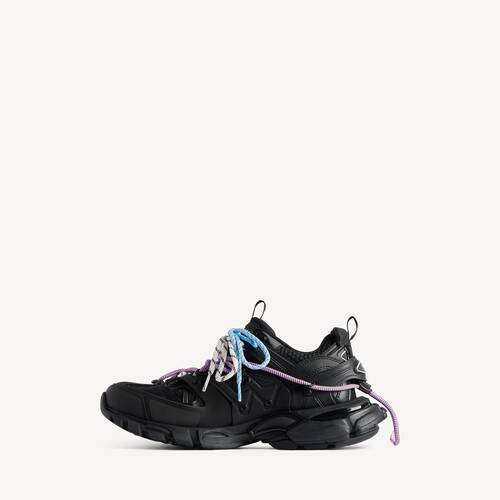track trail laces sneaker