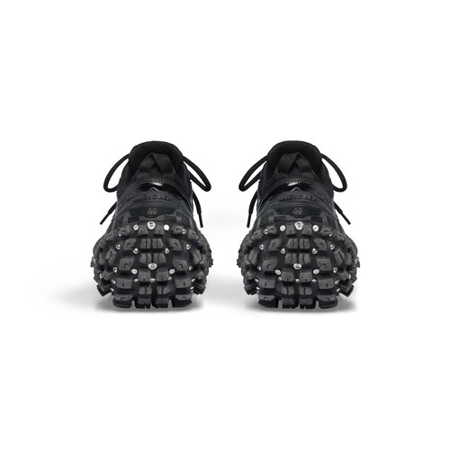 bouncer screw sneaker