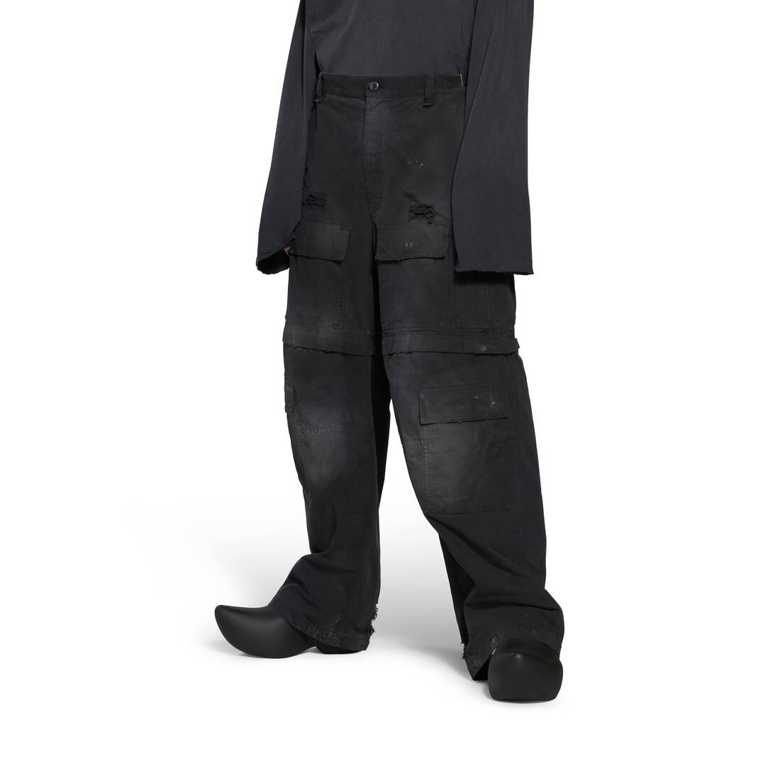 Men's Large Cargo Pants in Black