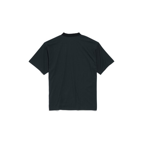 airport tag t-shirt medium fit