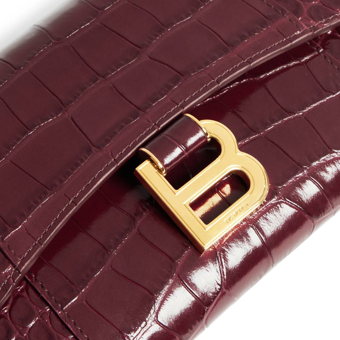 Women's Hourglass Wallet On Chain in Dark Burgundy | Balenciaga United Kingdom EN - Image 5
