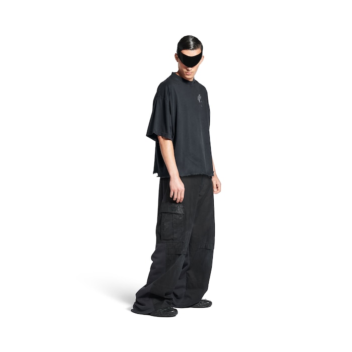발렌시아가 네일 폴리쉬 크롭 티셔츠
