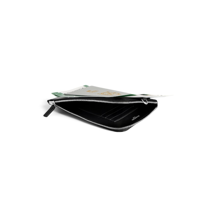 passport phone holder