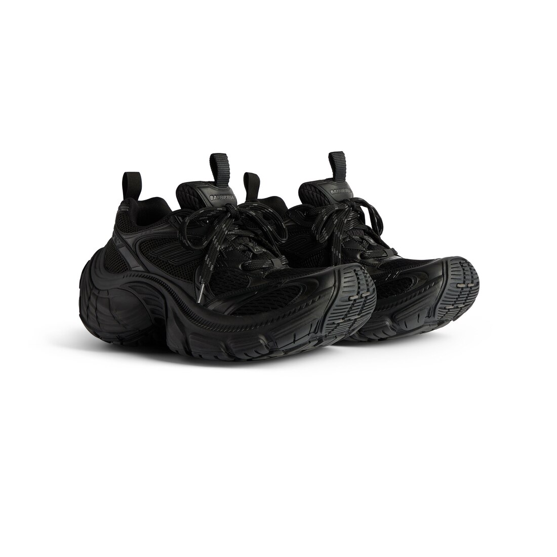 Men s 10xl Sneaker in Black