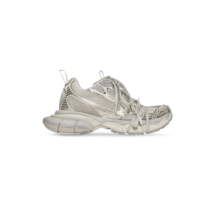 3xl sneaker