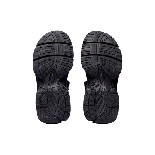 tourist sandal