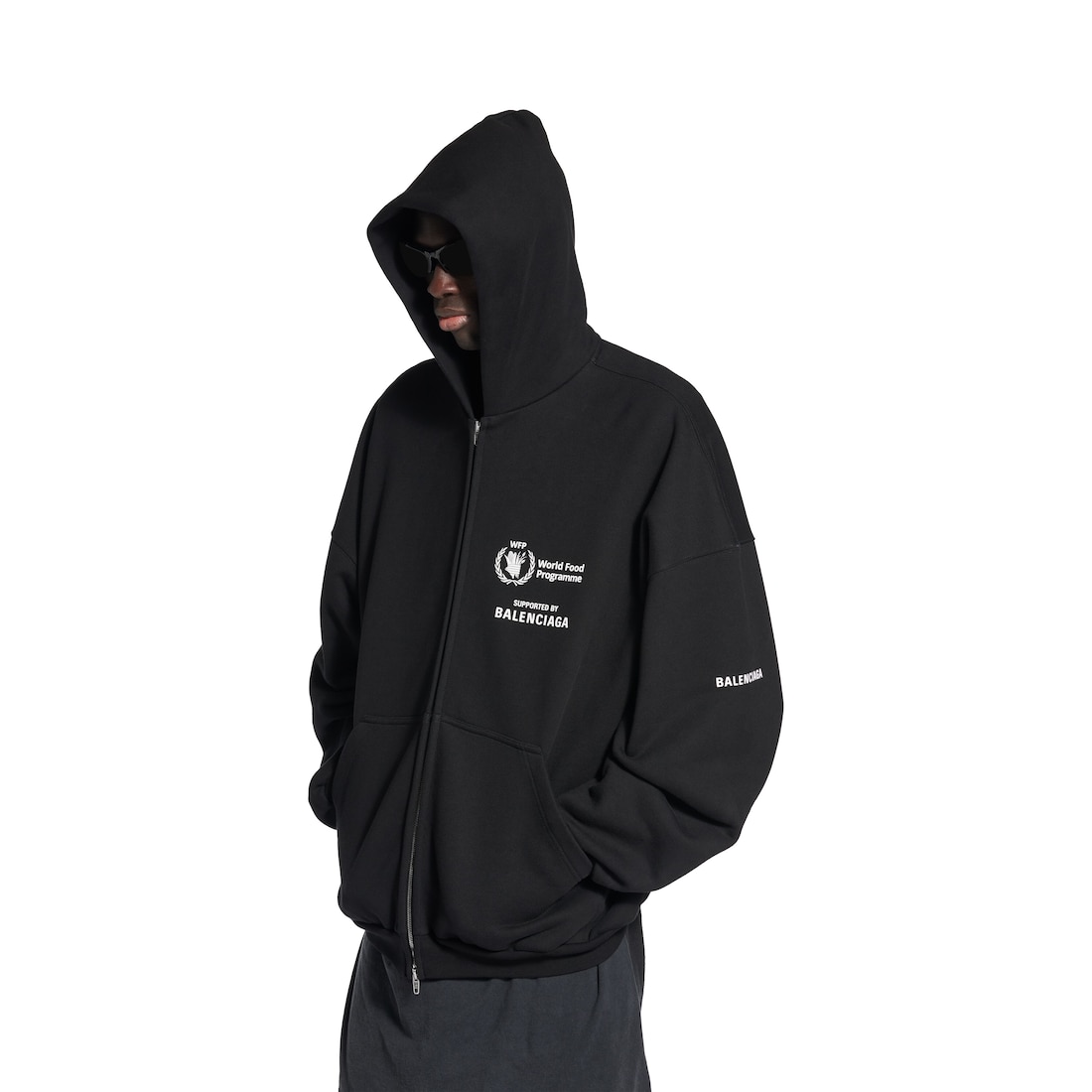 BALENCIAGA/バレンシアガ】からWFPプルオーバーパーカー入荷です