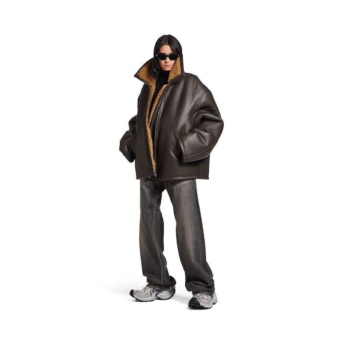 6xl sneaker