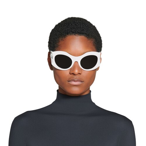 hourglass round sunglasses 
