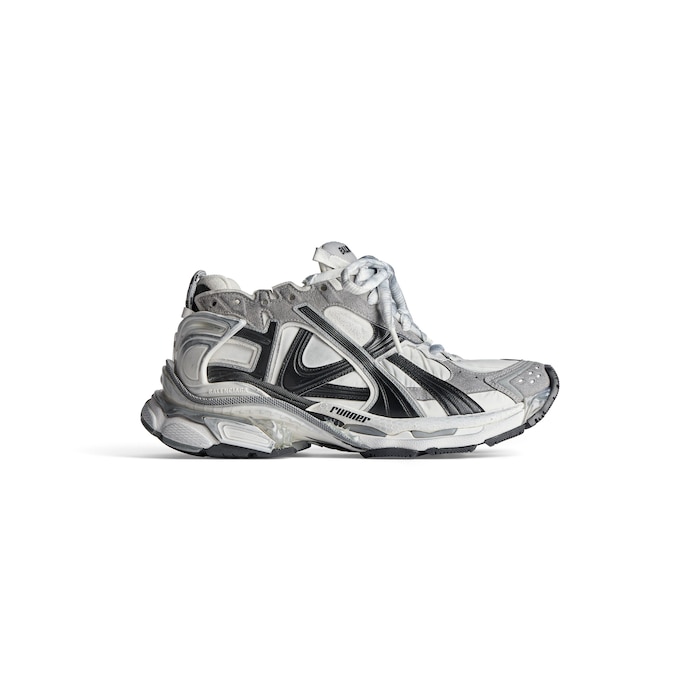 runner trainers
