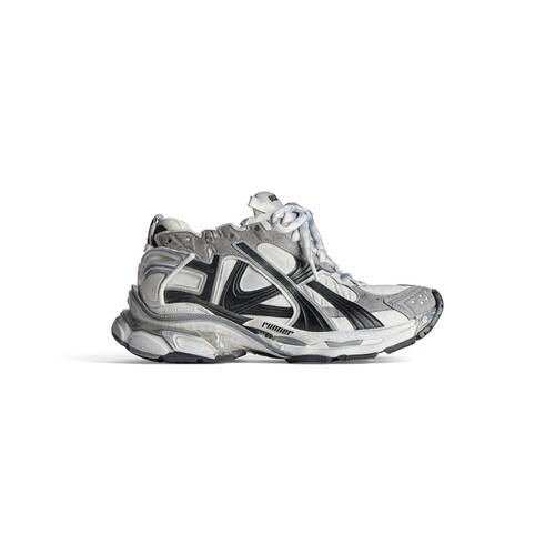 Women's Runner Sneaker in Grey | Balenciaga US