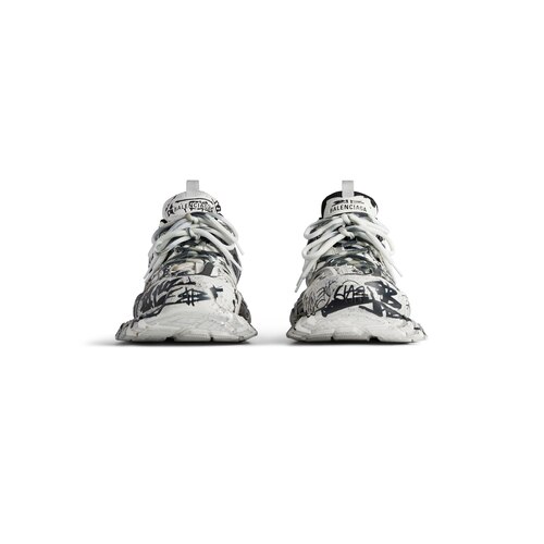 track graffiti sneaker 