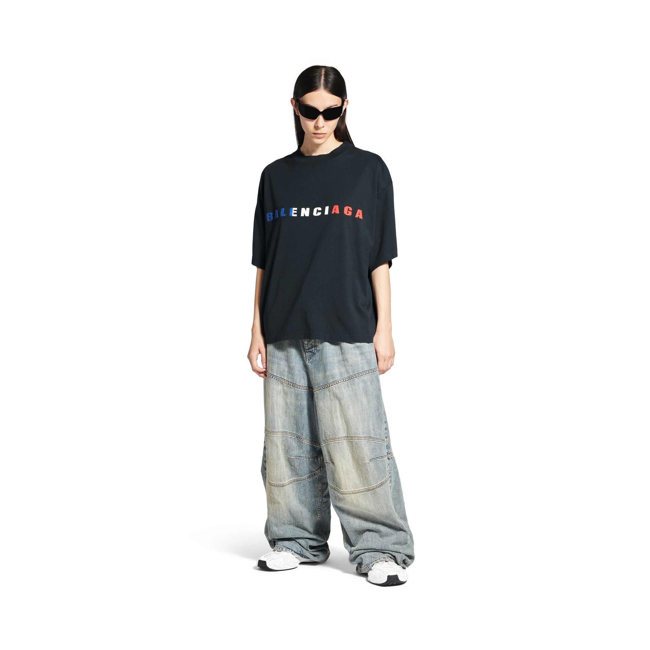 international cropped t-shirt