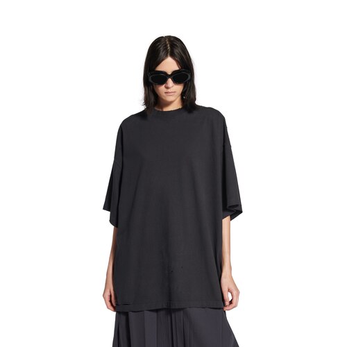 blackletter script oversized t-shirt