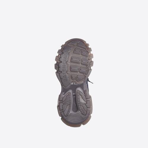 track clear sole sneaker