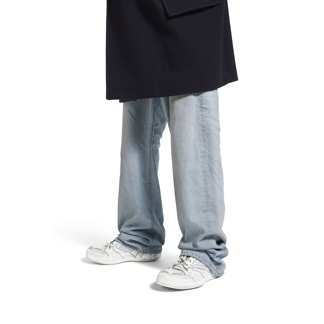 Men's Hamptons Worn-out Sneaker in White/dark Blue/grey