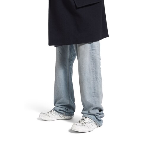 hamptons worn-out sneaker