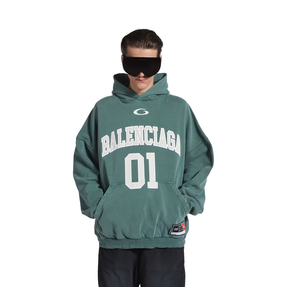 着回し力あり♪【BALENCIAGA】Optical ラージフィット フーディ ホワイト の ウィメンズ Basketball Hoodie ラージフィット